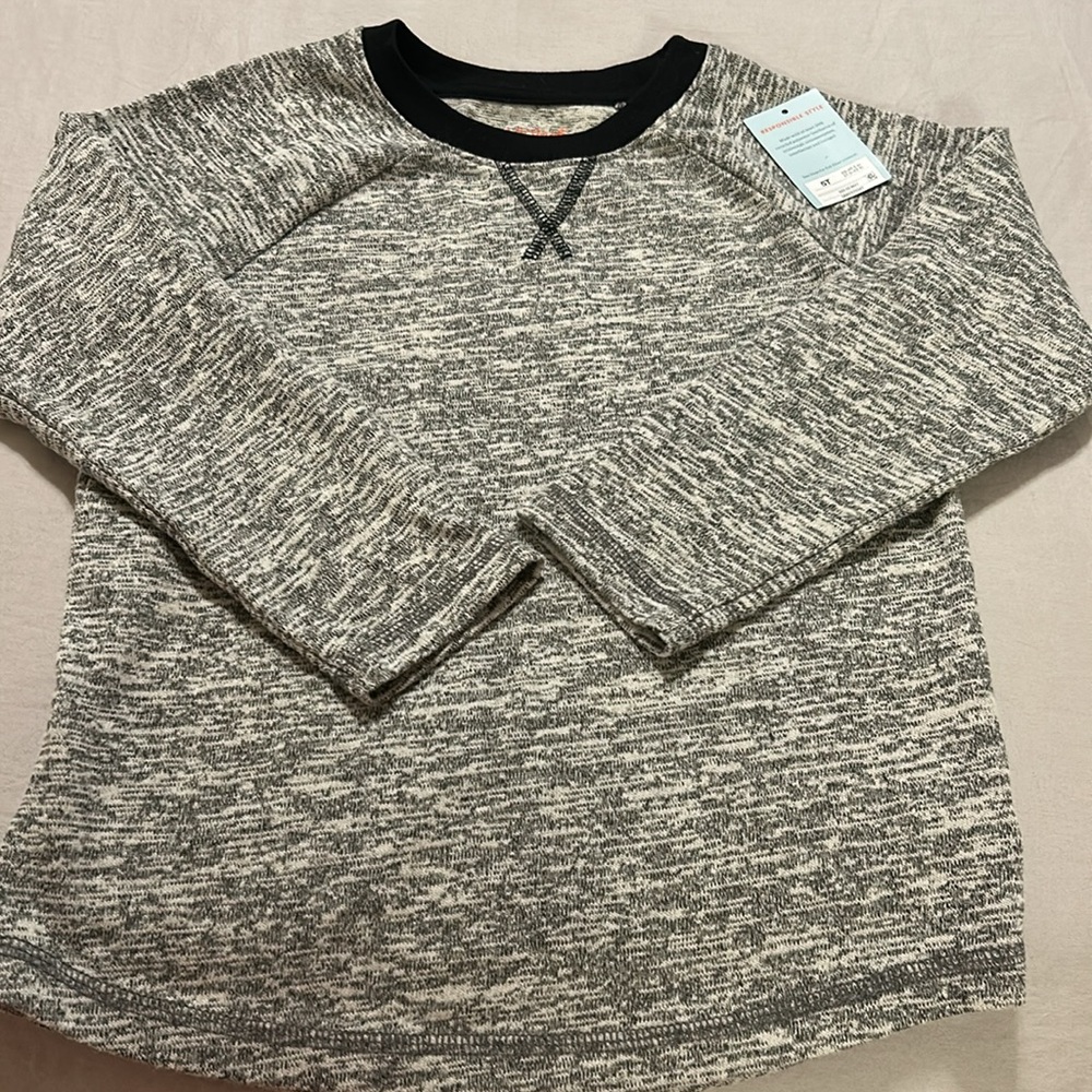 New Cat & Jack Size 5 LS round neck pullover shirt.  Super soft. Black and white - Picture 2 of 6